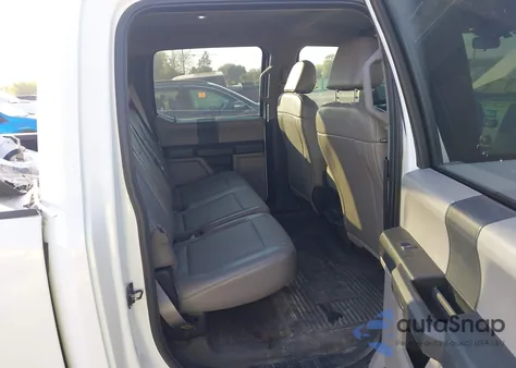 2017 Ford F-350 Xl z USA, uszkodzony, nr VIN 1FT8W3CT1HEE61022